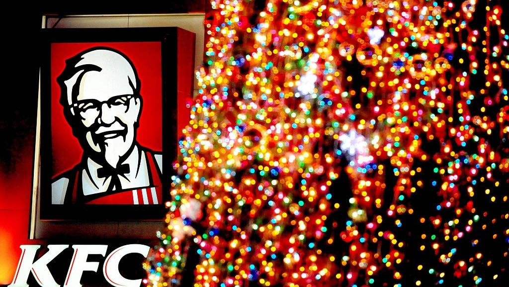 Christmas in Japan and KFC Finger Lickin' Treats