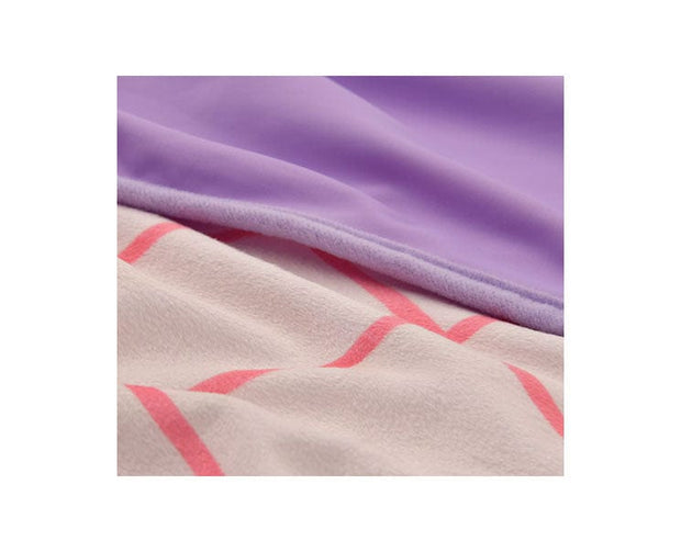 Disney Young Oyster Cool Blanket in Pouch